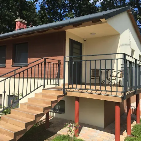 Holiday home Balaton Wellness Tom Cat Nyaralo 1 Wellness Es 1 Gyermekbarat Apartmannal Kovagoors