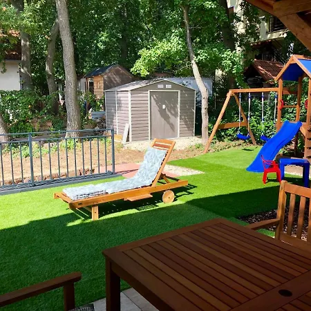 Dom wakacyjny Balaton Wellness Tom Cat Nyaralo 1 Wellness Es 1 Gyermekbarat Apartmannal *