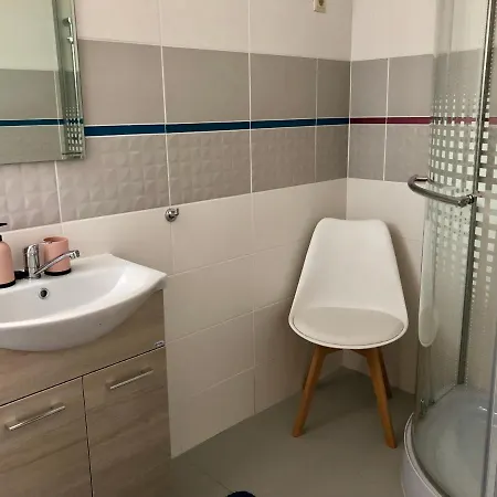 Сasa de vacaciones Balaton Wellness Tom Cat 1 Wellness és 1 Gyermekbarát Apartmannal Kovagoors