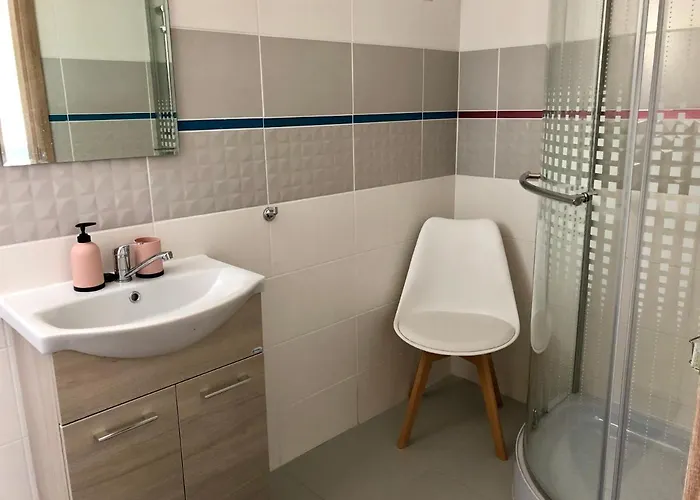 בית נופש Balaton Wellness Tom Cat Nyaralo 1 Wellness Es 1 Gyermekbarat Apartmannal Kovagoors