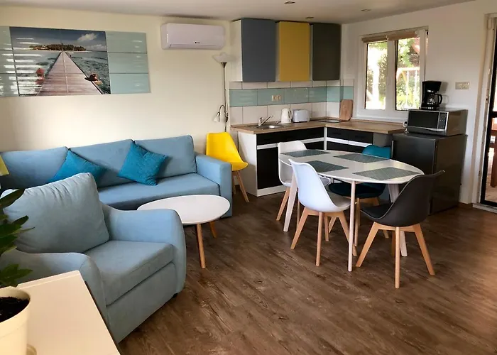 Dom wakacyjny Balaton Wellness Tom Cat Nyaralo 1 Wellness Es 1 Gyermekbarat Apartmannal *