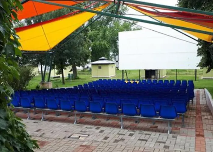 בית נופש Balaton Wellness Tom Cat Nyaralo 1 Wellness Es 1 Gyermekbarat Apartmannal *