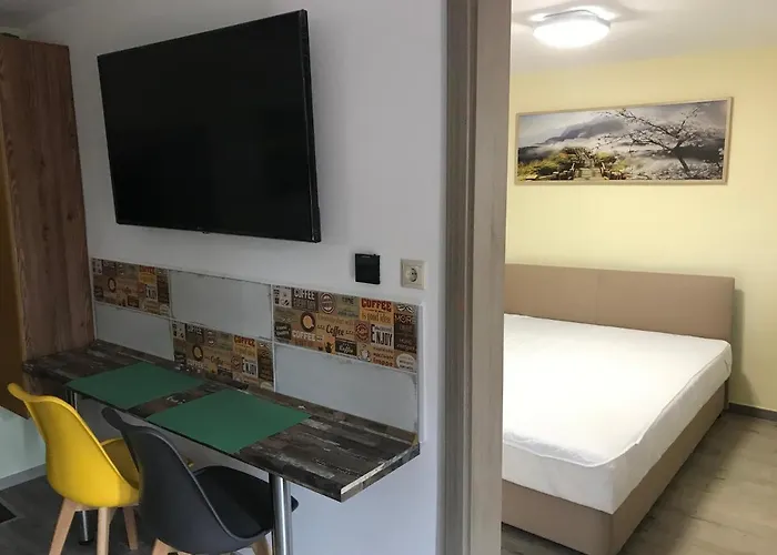 Holiday home Balaton Wellness Tom Cat Nyaralo 1 Wellness Es 1 Gyermekbarat Apartmannal